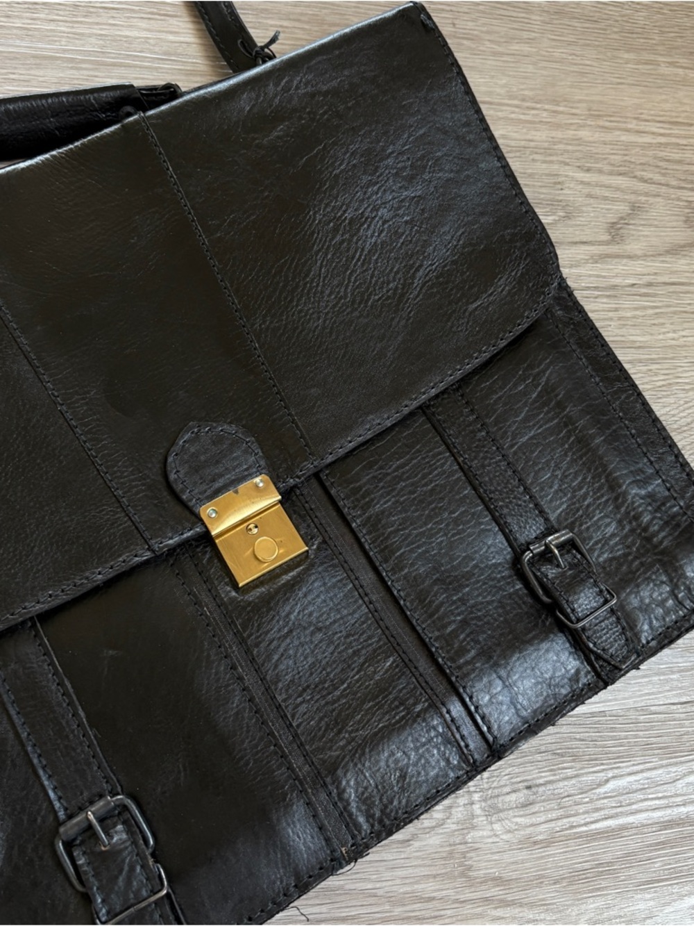 Vintage Black Leather Men's Briefcase with Gold KeyLock